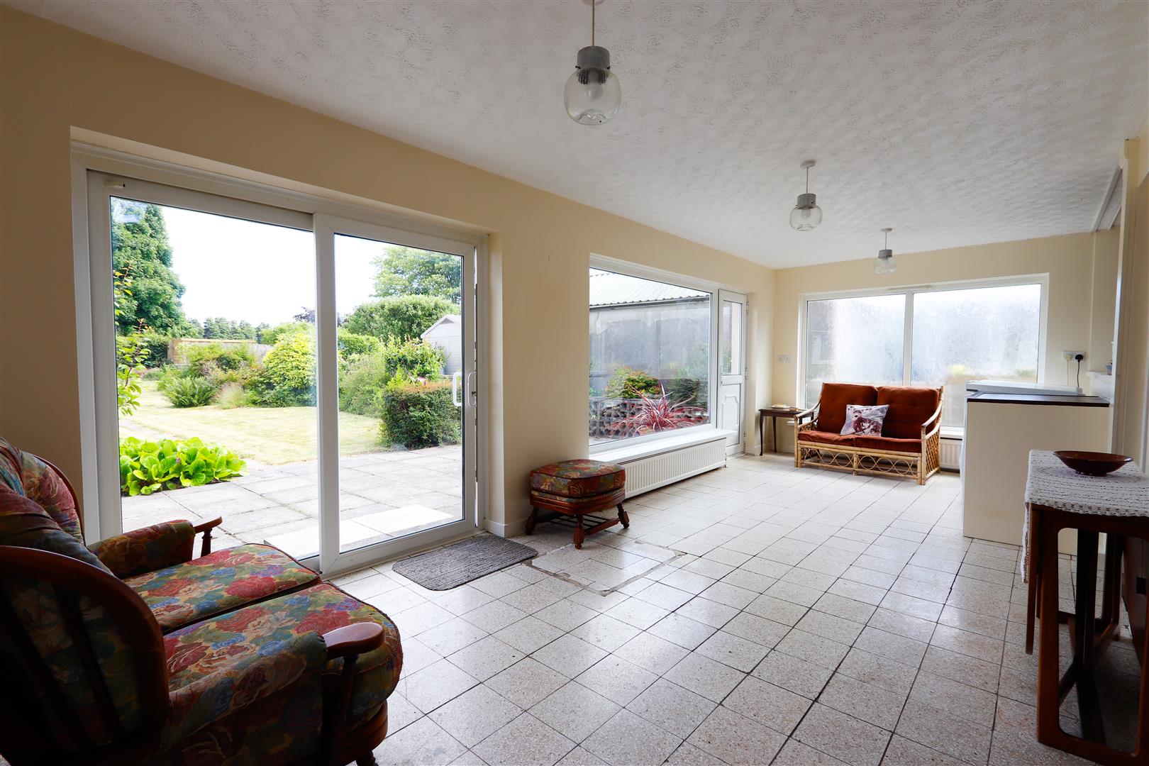 Colcot Road, Barry Knights Estate Agents